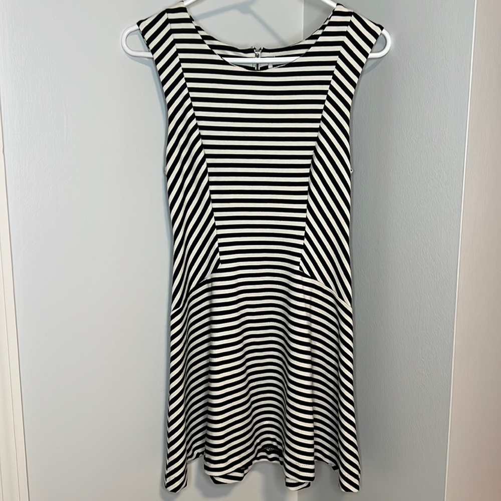 Women’s S Dress